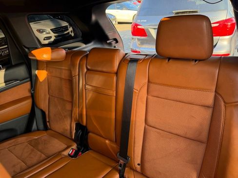 Used 2018 Jeep Grand Cherokee SRT image 8