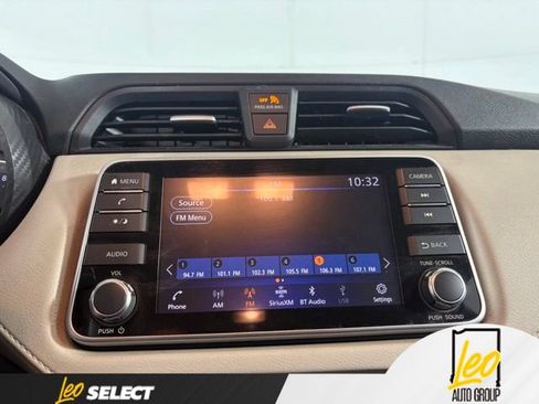 Used 2021 Nissan Versa SV FWD image 16