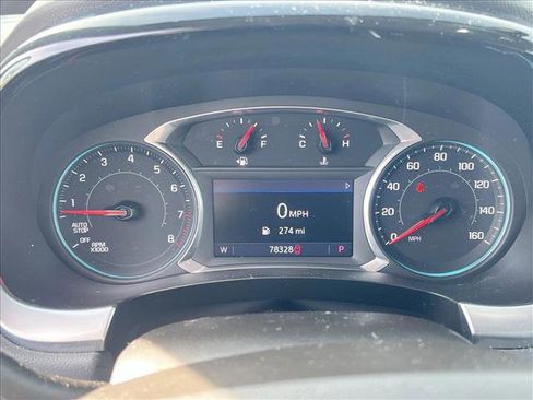 Used 2021 Chevrolet Traverse LT image 12