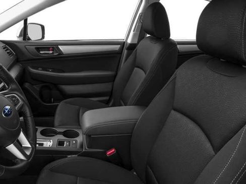 Used 2017 Subaru Legacy 2.5i Premium w/ Moonroof Package image 9