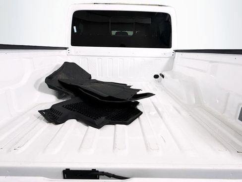 Used 2024 Jeep Gladiator Sport image 24