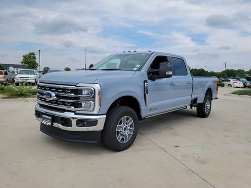 New 2026 Ford F350 Lariat w/ Lariat Ultimate Package image 4