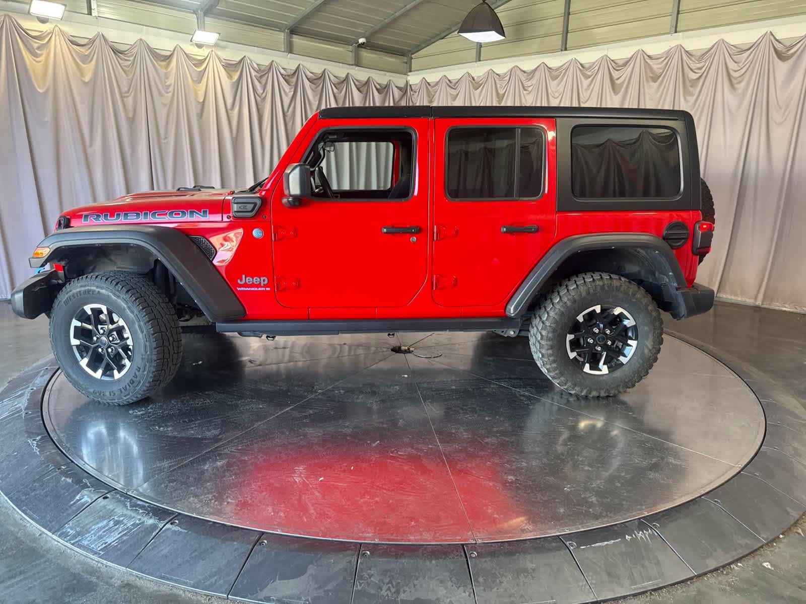 Used 2024 Jeep Wrangler Unlimited Rubicon 4xe AWD/4WD image 8