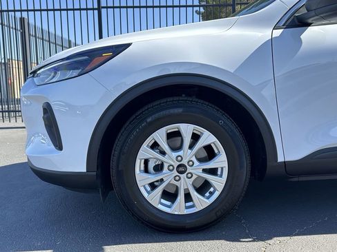 Used 2024 Ford Escape Active FWD image 35