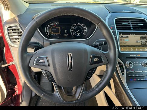 Used 2017 Lincoln MKX Reserve image 21