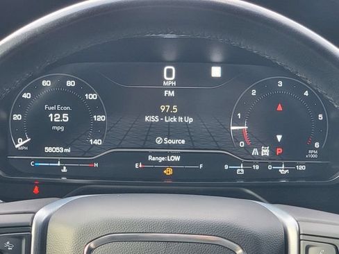 Used 2022 GMC Yukon SLT AWD/4WD image 35