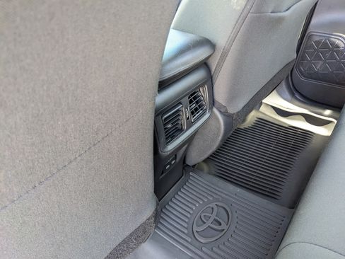 Used 2023 Toyota RAV4 XLE FWD image 18