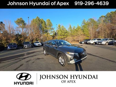 Certified 2022 Hyundai Tucson SE image 12