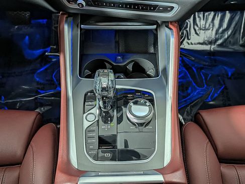 Used 2022 BMW X6 xDrive40i w/ Premium Package image 36