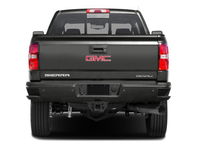 Used 2017 GMC Sierra 2500 Denali w/ Suspension Package, Off-Road AWD/4WD image 8