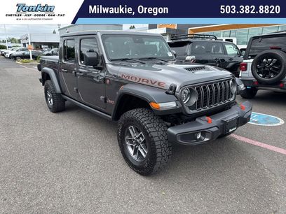 Used 2025 Jeep Gladiator Mojave w/ Convenience Group