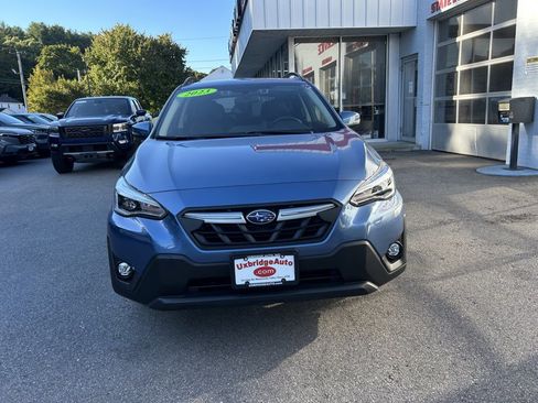 Used 2023 Subaru Crosstrek 2.5i Limited w/ Moonroof Package AWD/4WD image 3