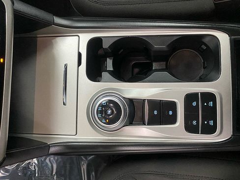 Used 2021 Ford Explorer XLT w/ Class III Trailer Tow Package image 27