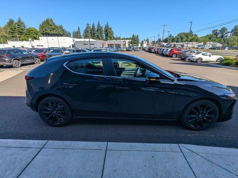 Used 2025 MAZDA MAZDA3 s Sport FWD image 7