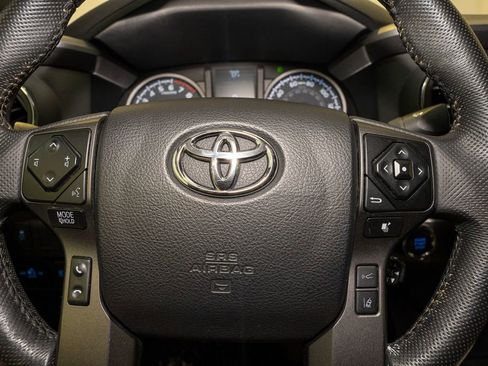 Certified 2023 Toyota Tacoma TRD Off-Road image 17