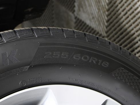 Used 2023 Honda Pilot EX-L image 42