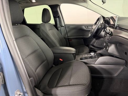 Used 2025 Ford Escape Active image 31