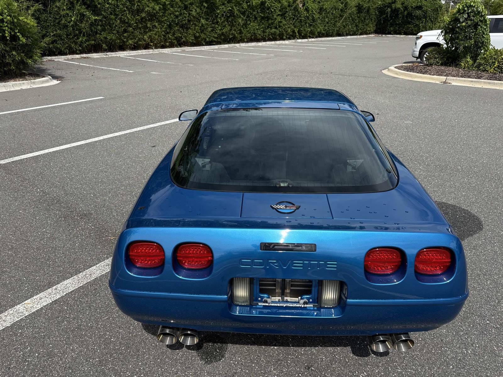Used 1993 Chevrolet Corvette Coupe RWD image 10