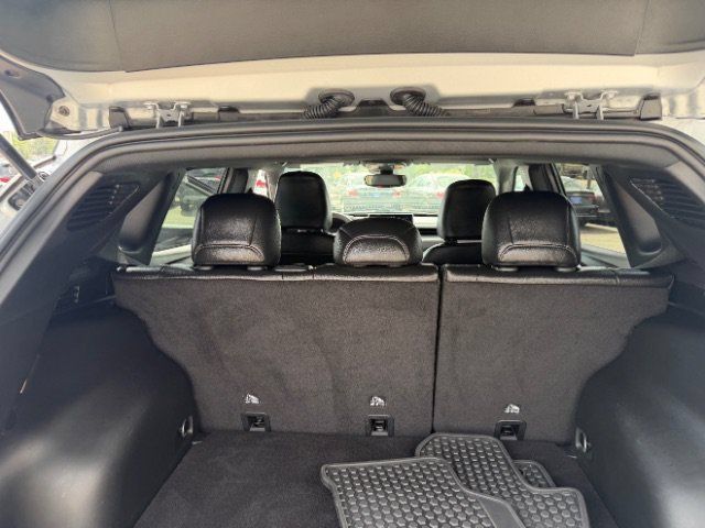 Used 2025 Jeep Compass Trailhawk AWD/4WD image 30