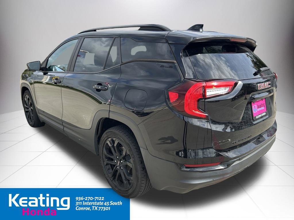 Used 2022 GMC Terrain SLE w/ Driver Convenience Package FWD image 10