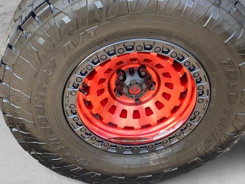 Used 2022 Jeep Gladiator Rubicon w/ LED Lighting Group AWD/4WD image 36
