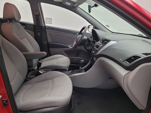 Used 2015 Hyundai Accent GLS FWD image 21