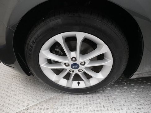 Used 2020 Ford Fusion SEL image 28