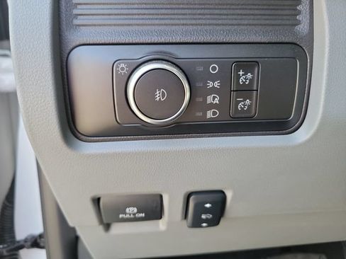 New 2024 Ford F350 XLT w/ XLT Value Package RWD image 30