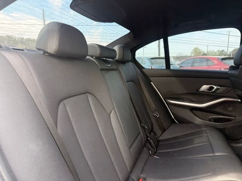 Used 2020 BMW 330i Sedan w/ Convenience Package image 32