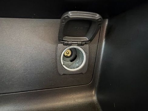 Used 2017 Chevrolet Colorado LT w/ LT Convenience Package RWD image 31