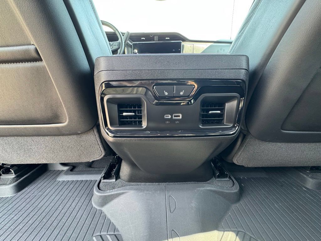 Used 2025 GMC Sierra 2500 AT4X w/ AT4X AEV Edition AWD/4WD image 39