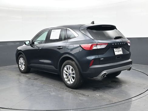 Used 2022 Ford Escape SE w/ Cold Weather Package image 6