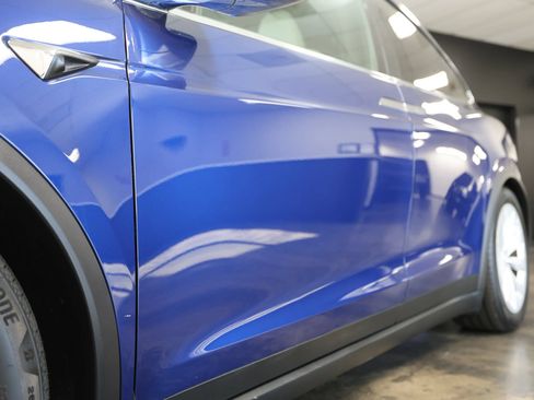 Used 2020 Tesla Model X AWD/4WD image 14