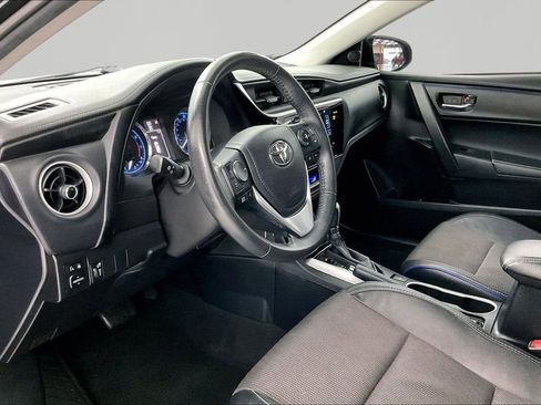 Used 2017 Toyota Corolla SE w/ Carpet Mat Package (TMS) image 16