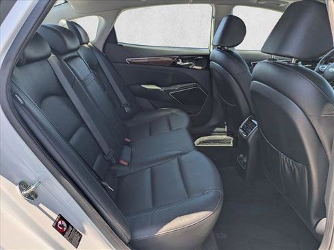Used 2019 Kia Cadenza Technology FWD image 20