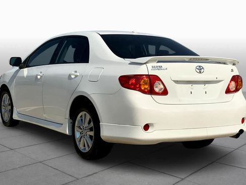 Used 2010 Toyota Corolla S FWD image 11