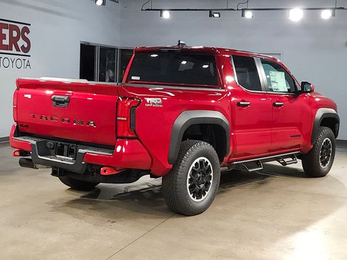 New 2026 Toyota Tacoma TRD Off-Road AWD/4WD image 7