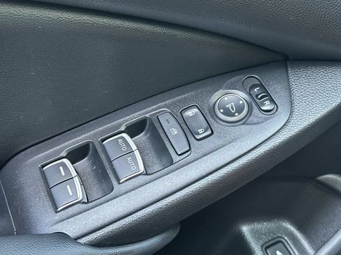 Used 2022 Honda Accord Sport image 13