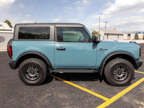 Used 2023 Ford Bronco 2-Door image 2
