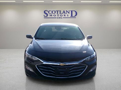 Used 2025 Chevrolet Malibu LT FWD image 3