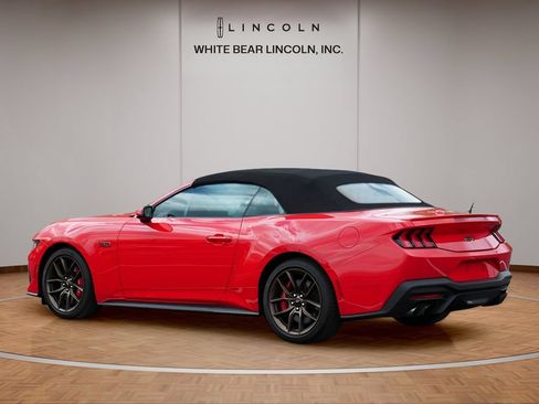 Used 2025 Ford Mustang GT Premium RWD image 7