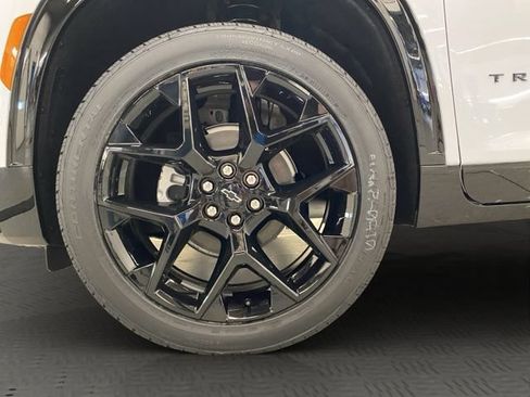New 2026 Chevrolet Traverse RS AWD/4WD image 11