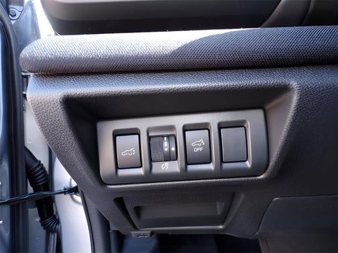 Certified 2025 Subaru Outback Premium image 22