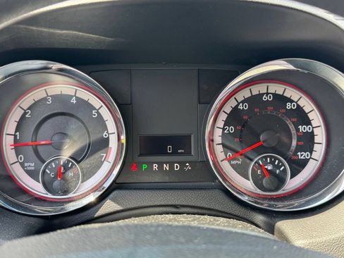 Used 2013 Dodge Grand Caravan SXT FWD image 18