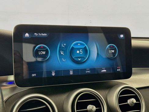 Used 2021 Mercedes-Benz GLC 300 image 23