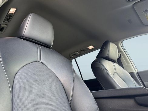 Used 2025 Toyota Grand Highlander FWD image 26