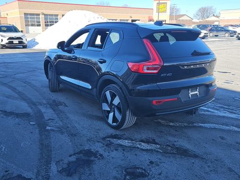 Used 2023 Volvo XC40 Recharge Ultimate image 5