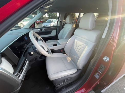 Used 2025 Hyundai Santa Fe SEL AWD/4WD image 39