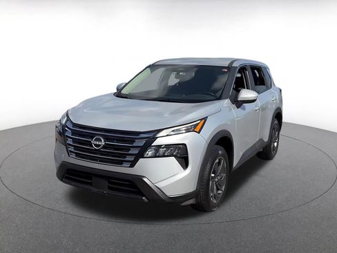 Used 2025 Nissan Rogue SV FWD image 7