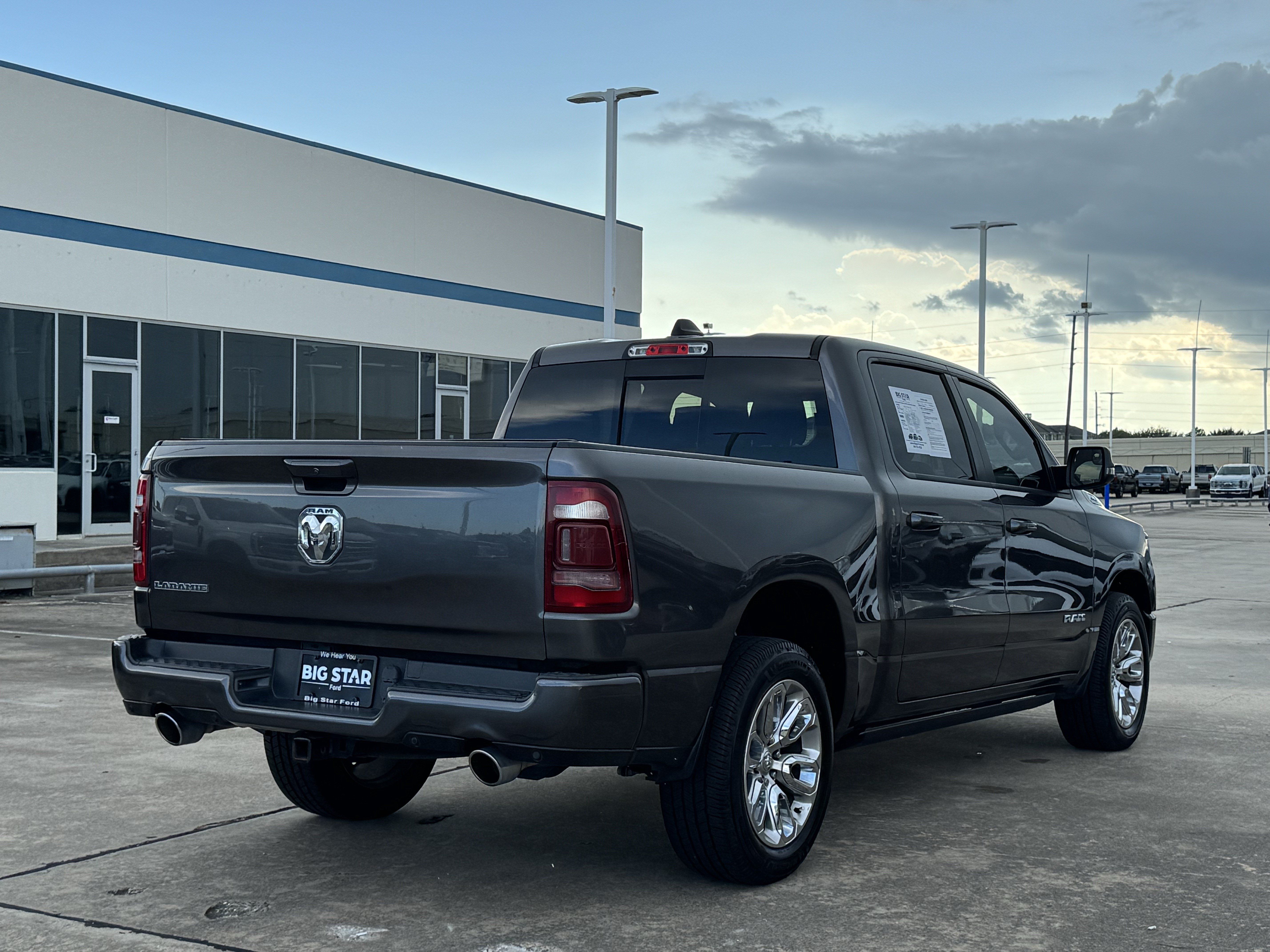 Used 2023 RAM 1500 Laramie RWD image 7